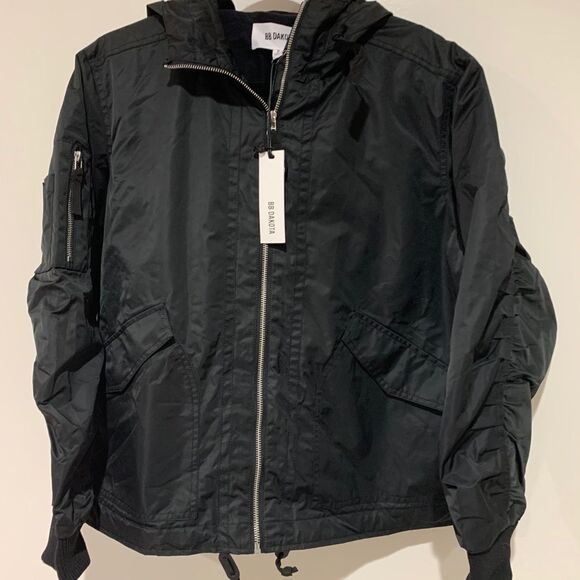 Jack bb Dakota waterproof black Jacket NWT - Picture 1 of 3